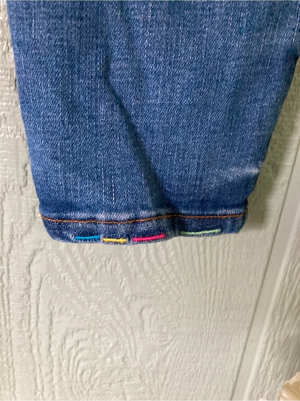 Judy Blue Size Jr. 7 medium wash distressed skinny fit stitch accent jeans
